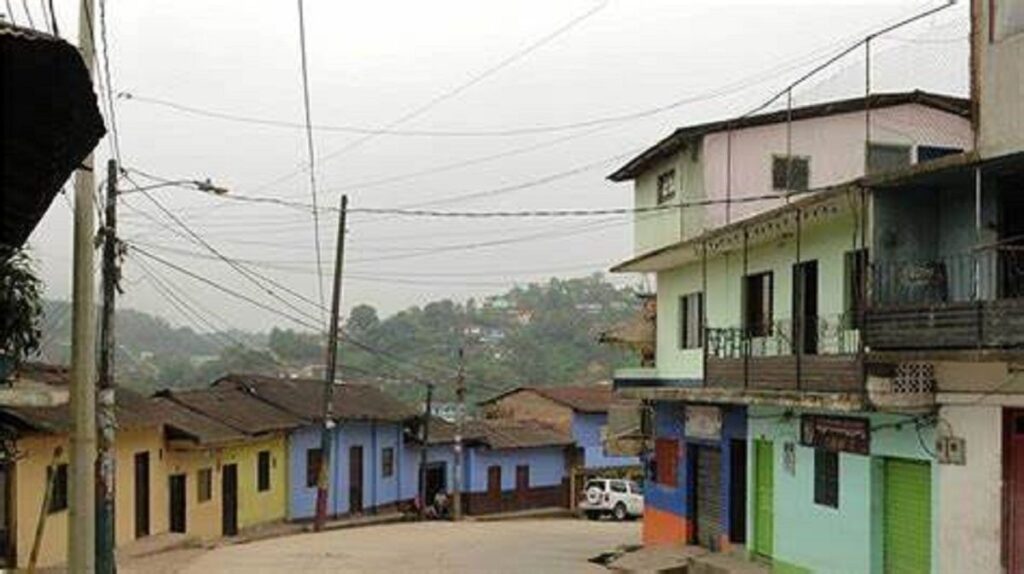 Organizaciones sociales del Nordeste antioqueño denuncian combates Organizaciones sociales del Nordeste antioqueño denuncian combates