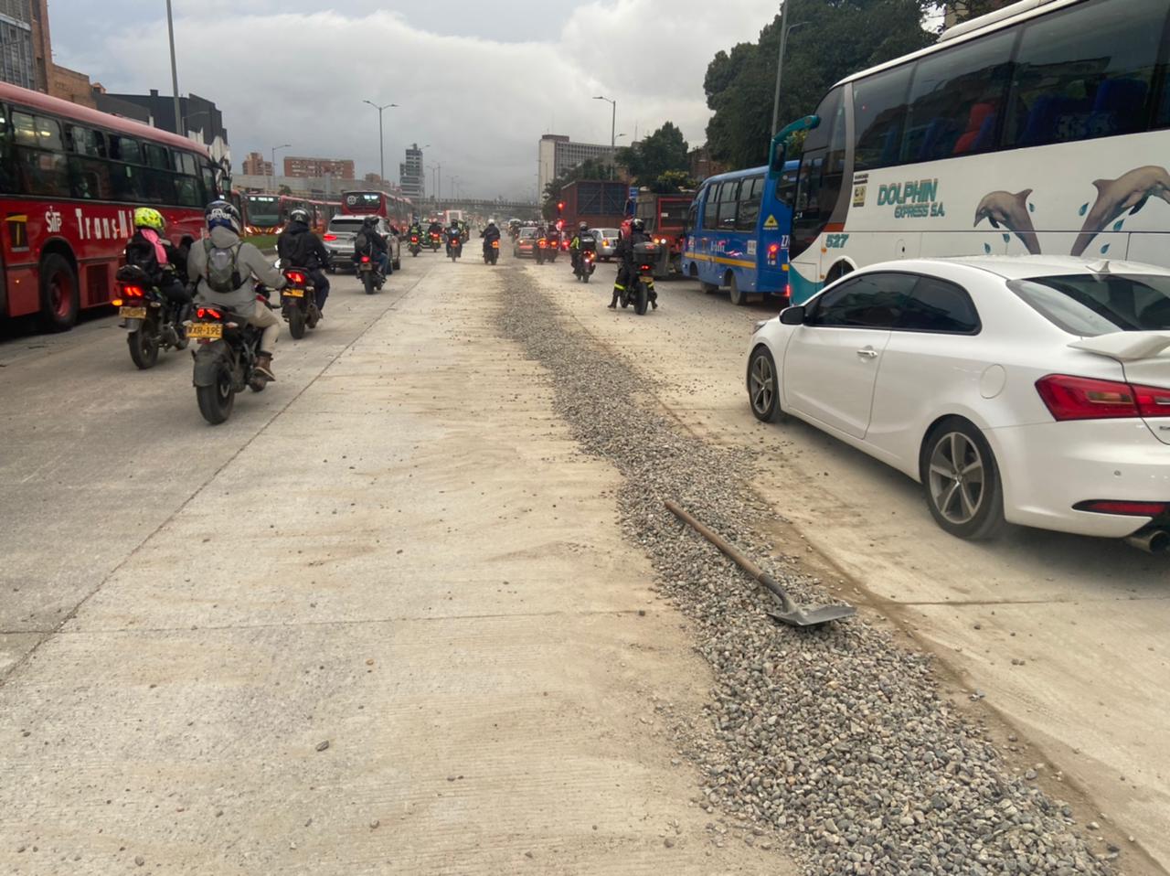 Caos vial en la Carrera 30: Ciudadanos tardarán horas en llegar