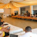 Avanza segunda jornada de diálogo para buscar soluciones al paro en Chocó Avanza segunda jornada de diálogo para buscar soluciones al paro en Chocó