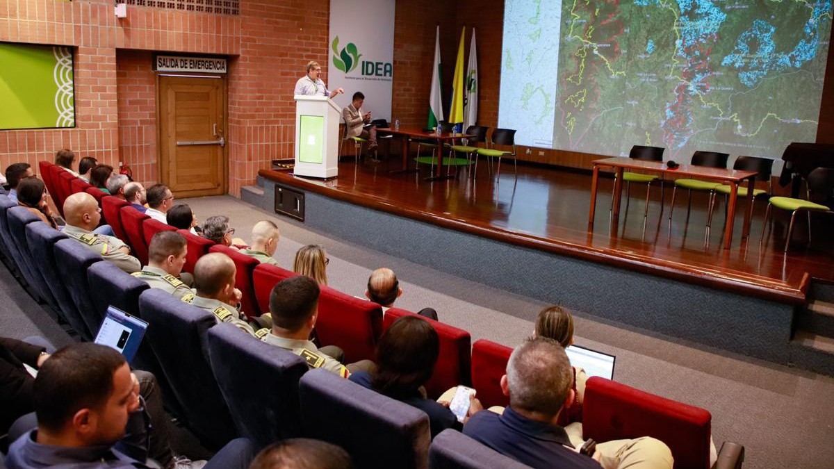 Antioquia presentó estrategia para la seguridad de turistas en diciembre Antioquia presentó estrategia para la seguridad de turistas en diciembre