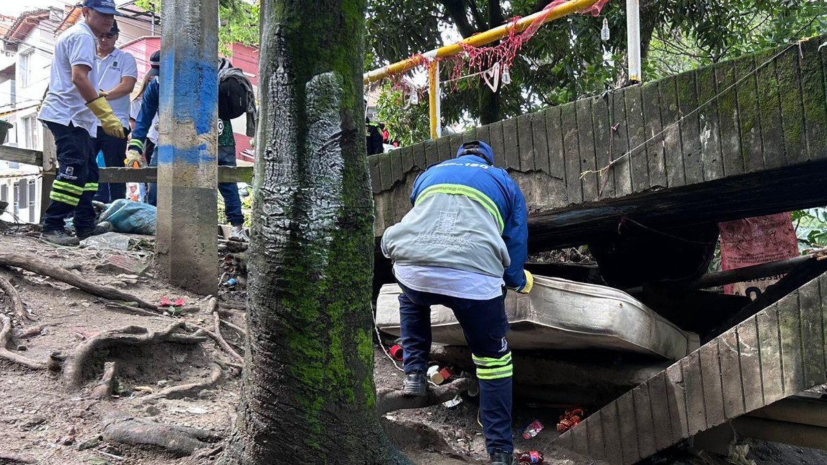 Adelantan nuevo operativo de control a habitantes de calle en Medellín Adelantan nuevo operativo de control a habitantes de calle en Medellín