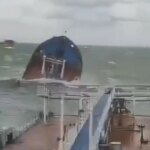Dos petroleros rusos sufren un accidente y vierten combustible en el estrecho de Kerch