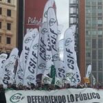 El Gobierno cita ‘in extremis’ a los funcionarios a doce días de que acabe el año para negociar su subida salarial El Gobierno cita ‘in extremis’ a los funcionarios a doce días de que acabe el año para negociar su subida salarial