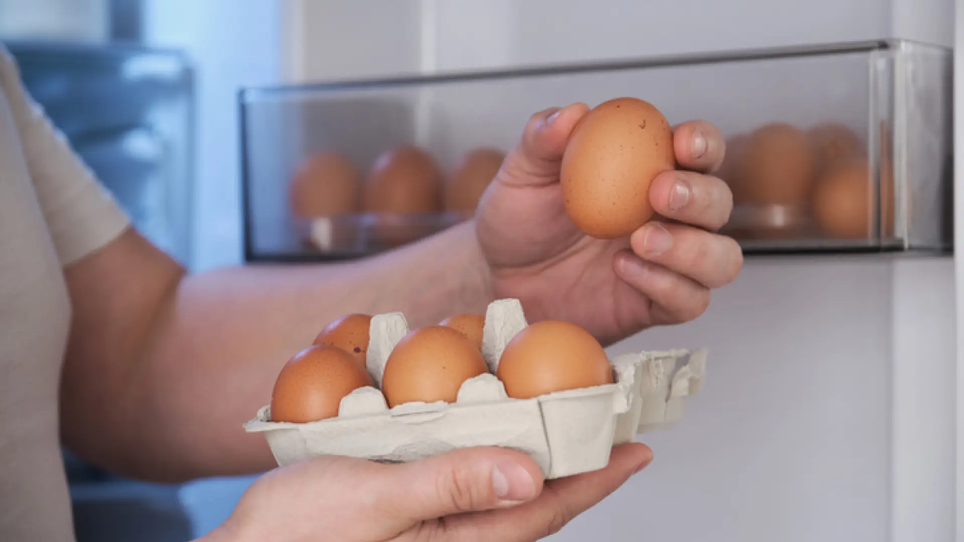 El motivo por el que no deberías conservar los huevos en la puerta del frigorífico El motivo por el que no deberías conservar los huevos en la puerta del frigorífico