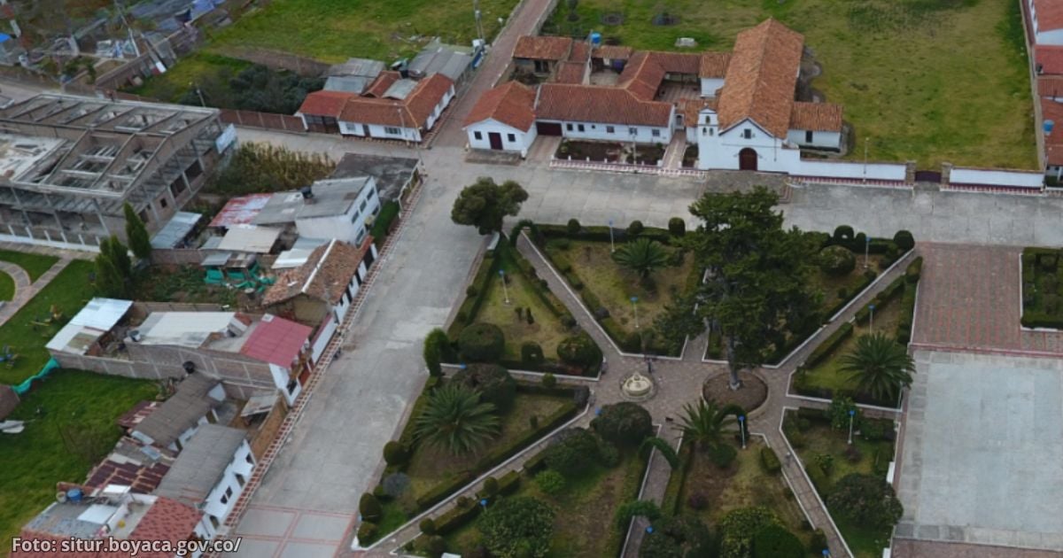 El pueblo con menos habitantes que queda a 3 horas de Bogotá El pueblo con menos habitantes que queda a 3 horas de Bogotá