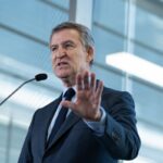 Feijóo da libertad a sus barones pero pide tranquilidad: Prohens amaga con un adelanto electoral y Mañueco lo descarta Feijóo da libertad a sus barones pero pide tranquilidad: Prohens amaga con un adelanto electoral y Mañueco lo descarta