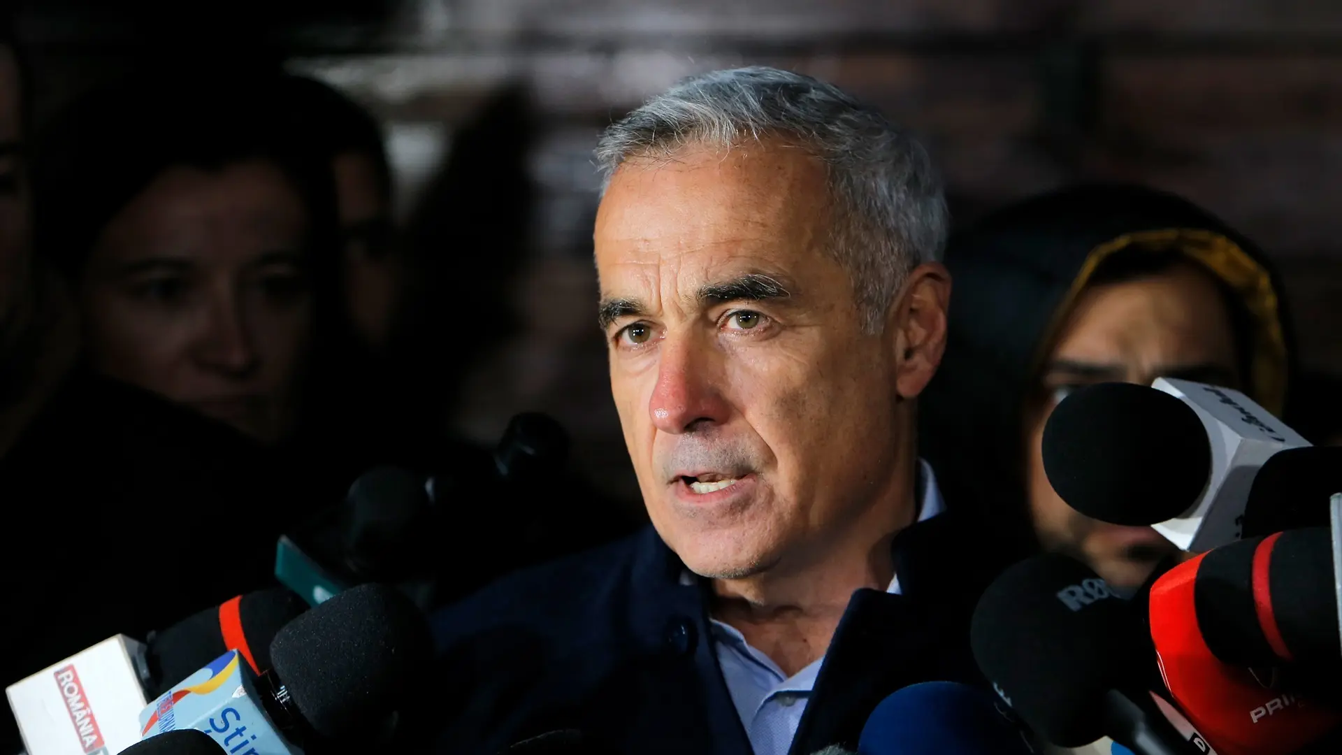 Investigan por blanqueo de dinero al círculo del candidato prorruso a la Presidencia rumana Investigan por blanqueo de dinero al círculo del candidato prorruso a la Presidencia rumana
