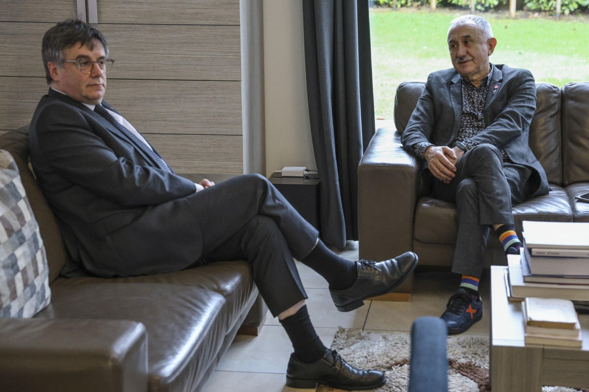 Pepe Álvarez (UGT) ‘blanquea’ a Puigdemont con una reunión en Waterloo de la que sale sin ningún compromiso del prófugo