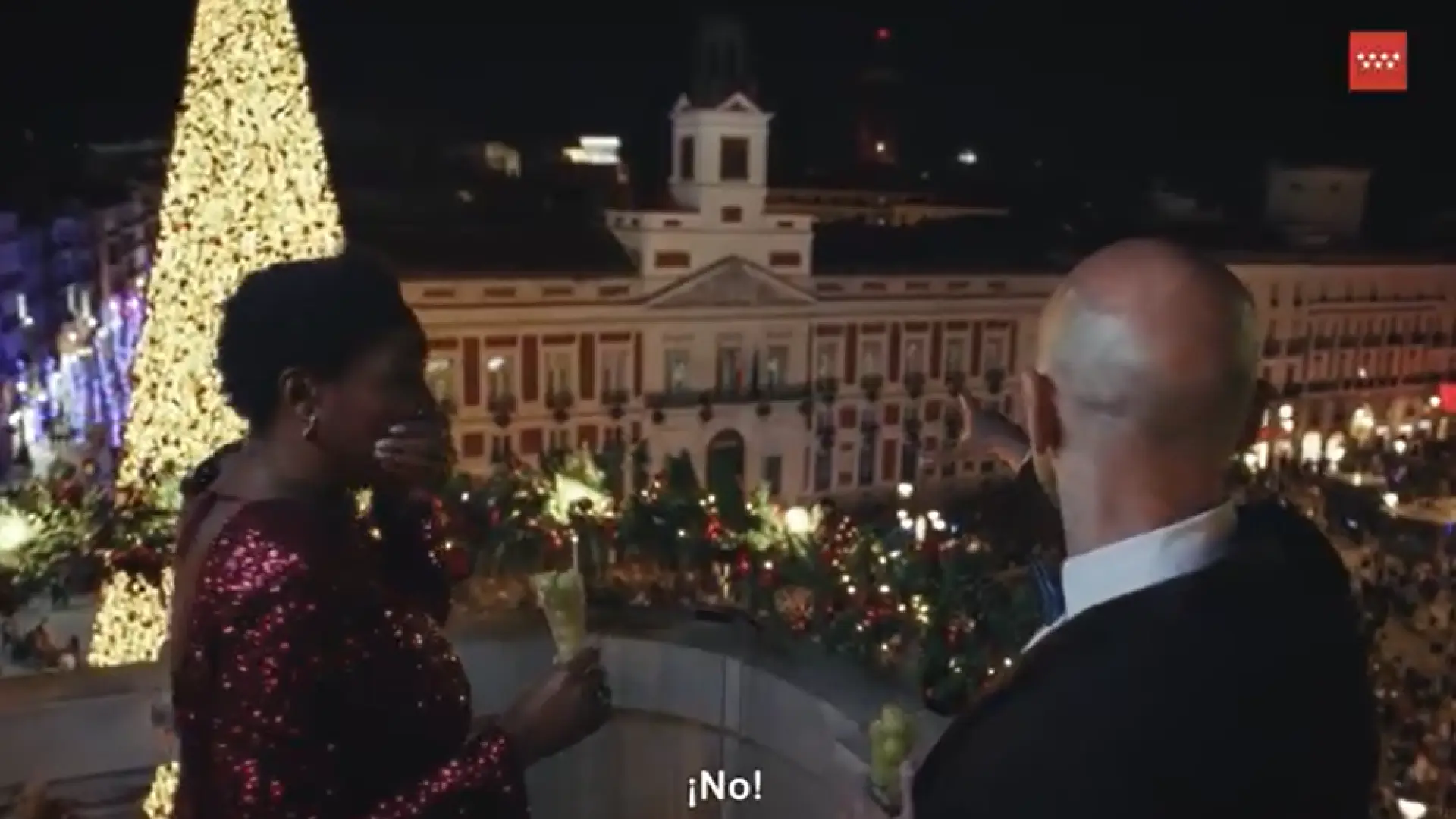 Un apagón por Nochevieja, unas campanadas improvisadas… Madrid felicita 2025 con un original vídeo Un apagón por Nochevieja, unas campanadas improvisadas… Madrid felicita 2025 con un original vídeo