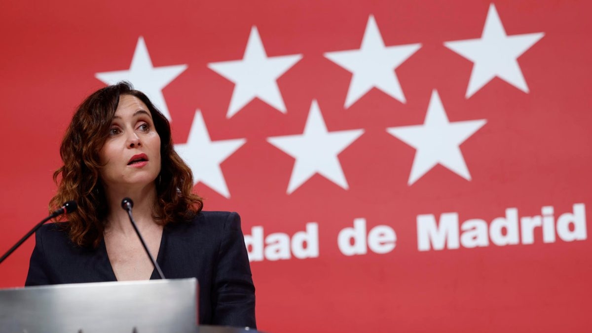 Ayuso acusa a Sánchez de «estrangular Madrid» y se prepara para un 2025 «lleno de mentiras y ataques»