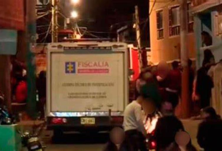 Conversó con la víctima y luego la mató a puñaladas en Medellín Conversó con la víctima y luego la mató a puñaladas en Medellín