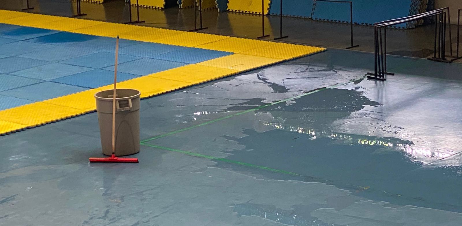 Afectado por las lluvias, el coliseo de combate en Medellín Afectado por las lluvias, el coliseo de combate en Medellín