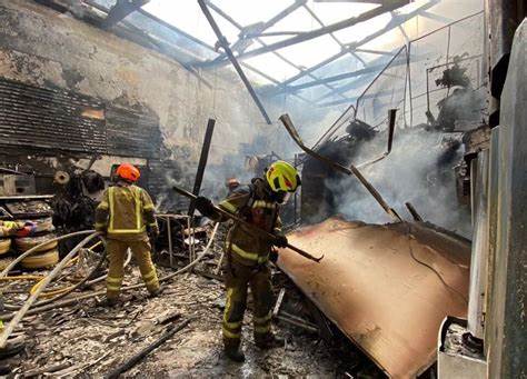 Veinte incendios en nueve días: así transcurre diciembre en Medellín Veinte incendios en nueve días: así transcurre diciembre en Medellín