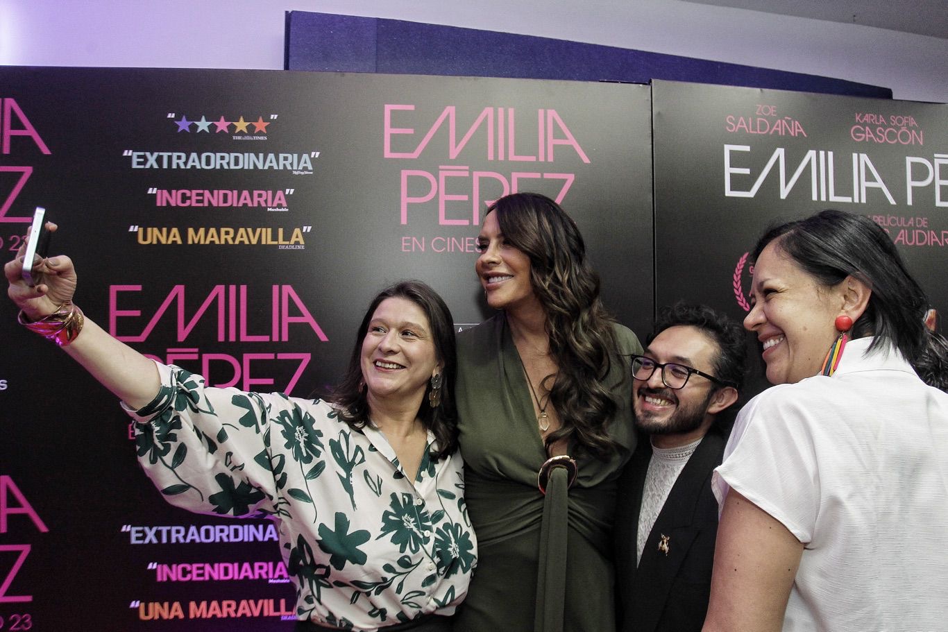 Emilia Pérez roba la atención en su estreno en Bogotá tras Globos de Oro Emilia Pérez roba la atención en su estreno en Bogotá tras Globos de Oro