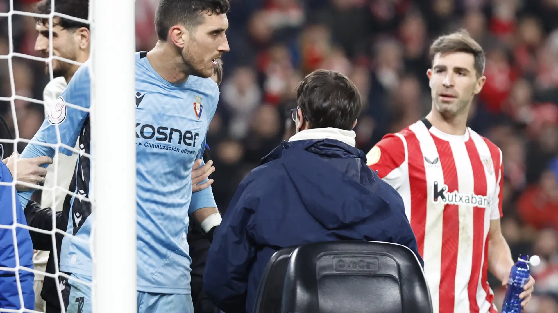 El susto de Sergio Herrera en el Athletic
