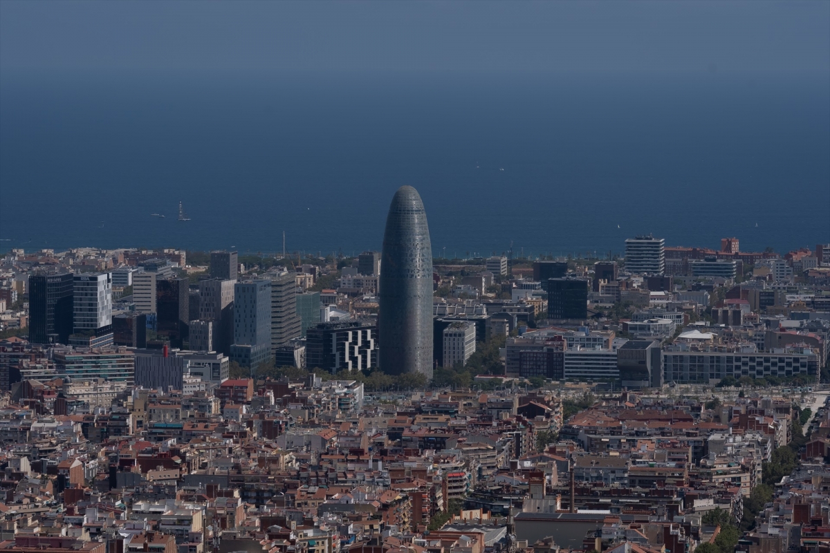 Grandes propietarios retiran del mercado sus pisos con contratos de alquiler en Cataluña