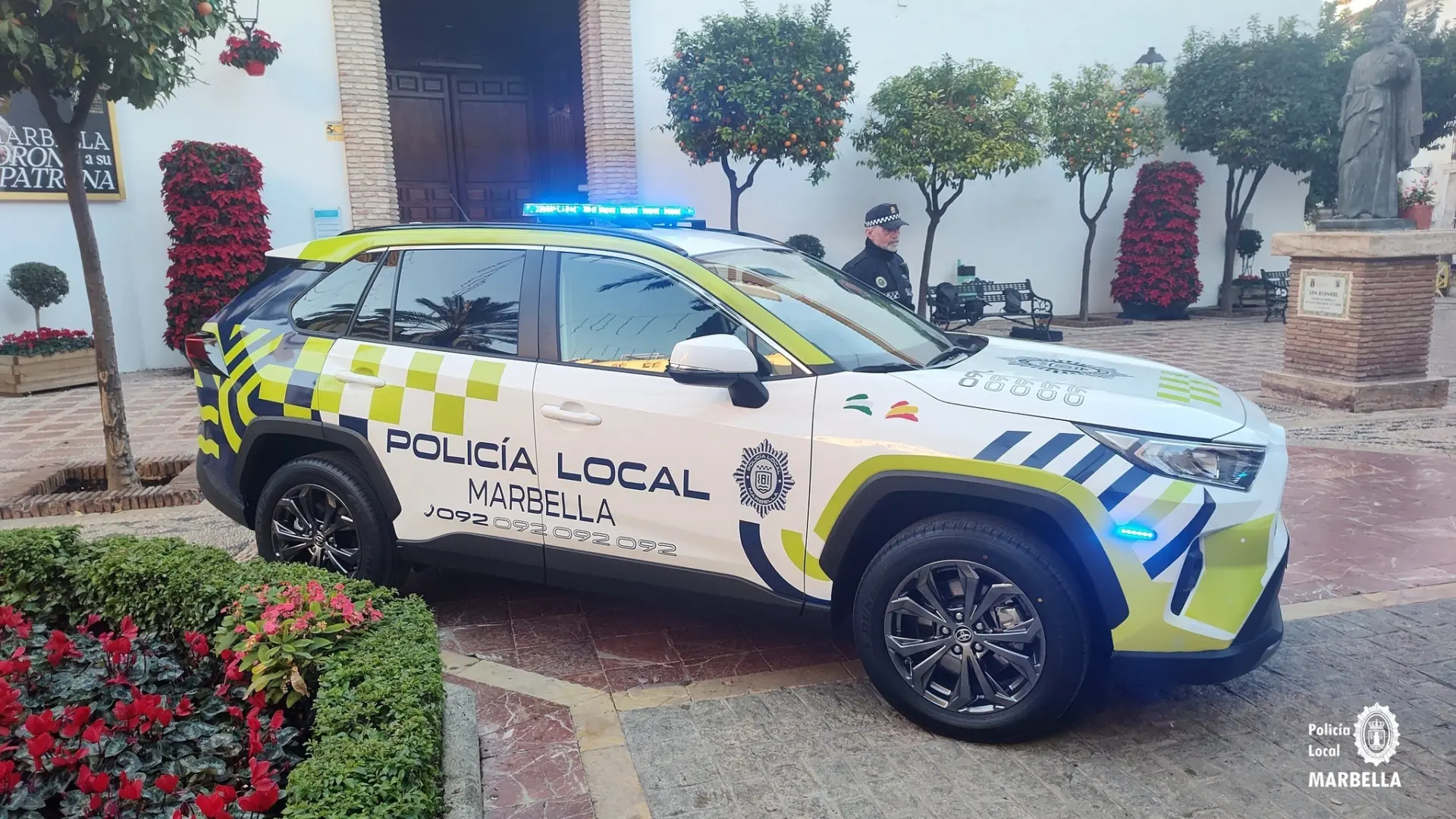 Muere un hombre que cayó desde la tercera planta de un colegio de Marbella al que había entrado a robar