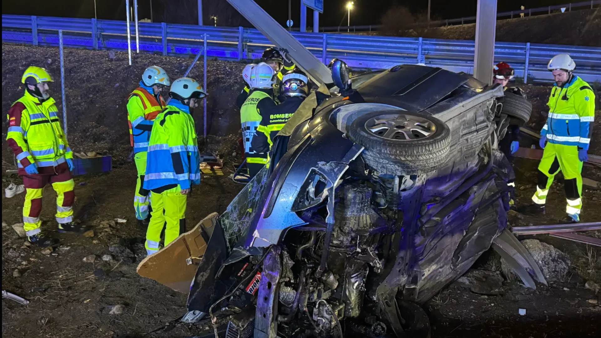 Muere una joven de 15 años al salirse de la vía el coche en el que viajaba en la A-2 en Alcalá de Henares