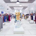Tres tiendas de ropa con hasta el 60% de descuento durante enero; inicie el año estrenando