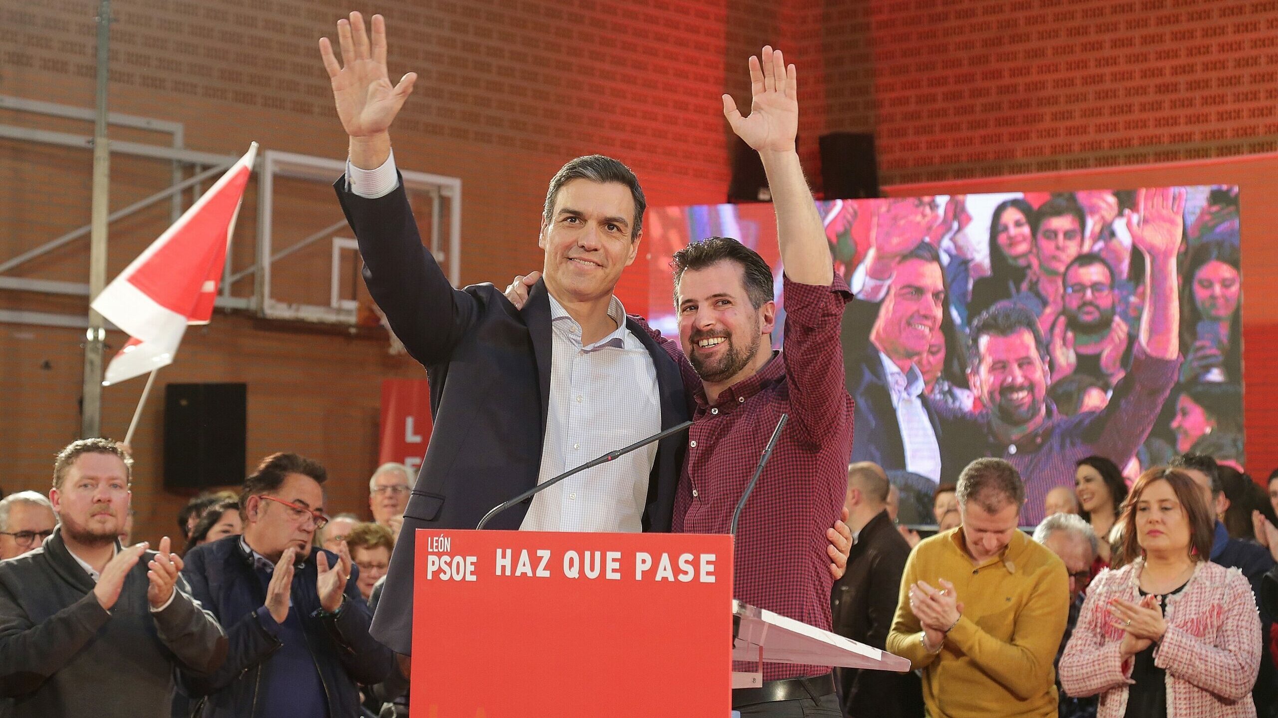 Tudanca tira la toalla y renuncia a la reelección en Castilla y León tras las maniobras de Sánchez para relevarle