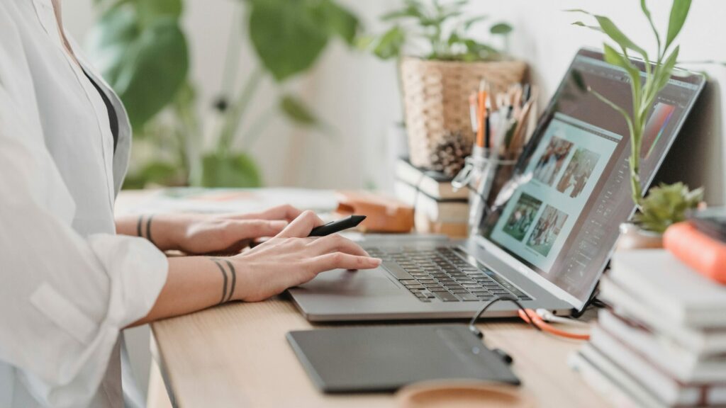 Ni desarrollador de software ni analista de datos: el ‘clásico’ empleo que será muy demandado en 2025