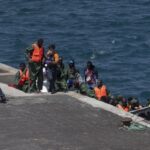 Casi 300 inmigrantes han llegado en cuatro cayucos a El Hierro en solo un día