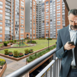 Frenan a quiénes viven en conjunto: ley les quitaría lo 'avispados'