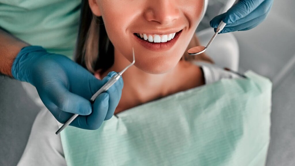 cuáles son los requisitos para tener dentista gratis en 2025