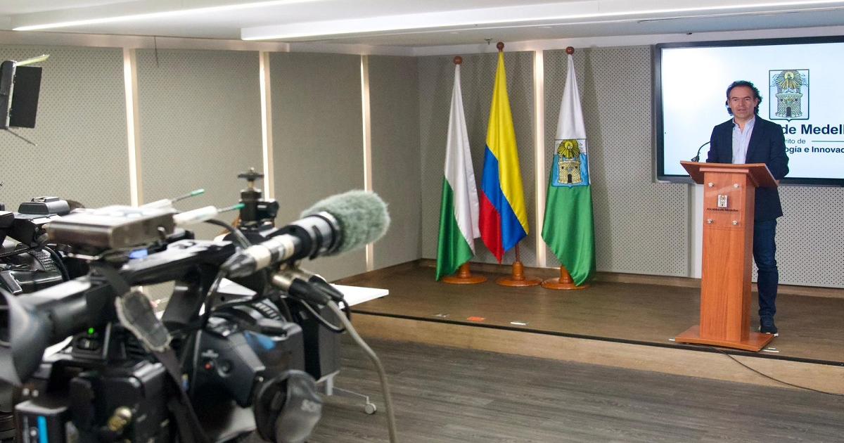Noticias Medellín: «Fico» se enfrentó de nuevo con Petro por Hidroituango Noticias Medellín: «Fico» se enfrentó de nuevo con Petro por Hidroituango