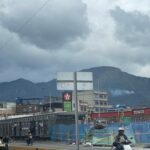 Cerros del sur de Bogotá afectados por incendio: bomberos en el lugar