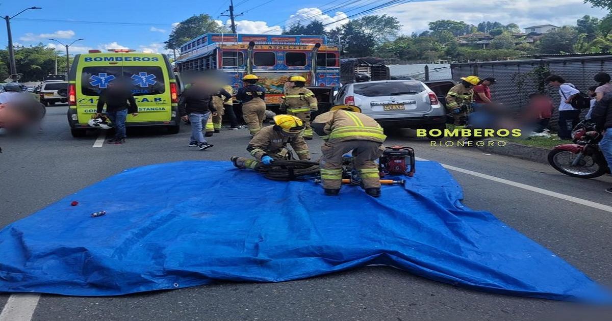 Noticias Antioquia: Accidente dejó un muerto y cuatro heridos