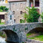 El pequeño pueblo de Cataluña enclavado en un Parque Natural que fue hogar de un legendario héroe medieval