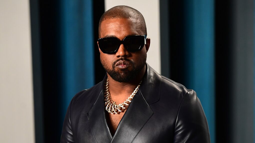 Eliminan la cuenta de X a Kanye West tras declararse «nazi» y «racista» Eliminan la cuenta de X a Kanye West tras declararse «nazi» y «racista»