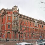 Llaman a declarar al exdirector de una maternidad de Madrid por un bebé robado en Ciudad Real