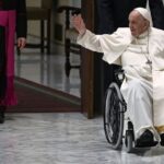Los sorprendentes actos que realiza el Vaticano para certificar la muerte de un papa