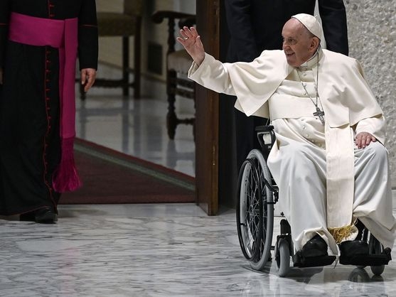 Los sorprendentes actos que realiza el Vaticano para certificar la muerte de un papa