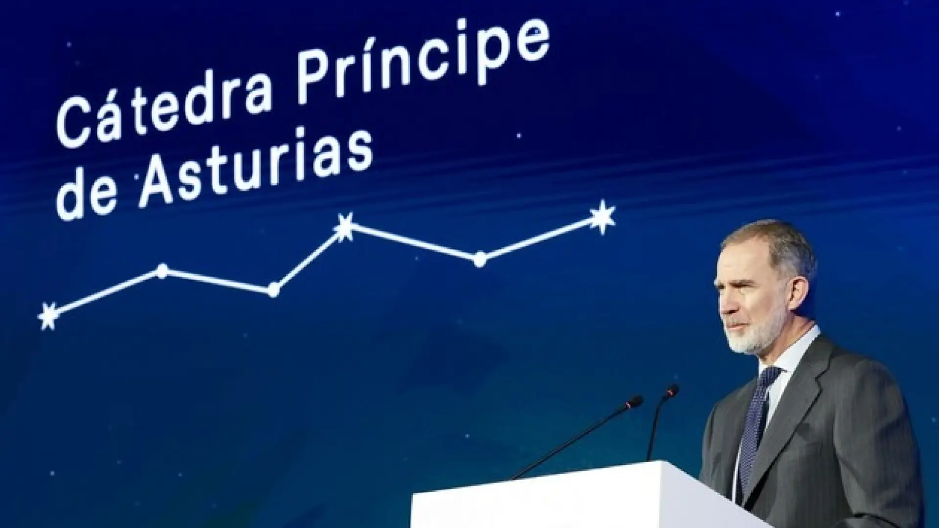«Me gustaría volver a ser estudiante, pero no es posible. Nos vamos haciendo mayores»