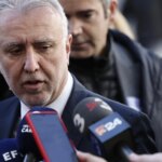 Torres presenta certificados de las aerolíneas para demostrar que no estuvo en ningún piso alquilado por Aldama