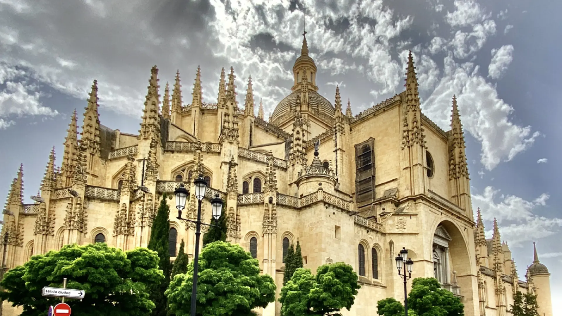Visitas y planes especiales para celebrar los 500 años de “La Dama de las Catedrales” de España