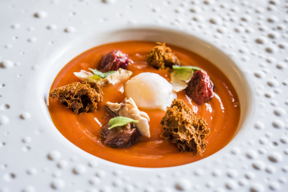 ‘Pescaíto’ frito, gazpacho y tortillitas de camarones: cómo celebrar el Día de Andalucía sin salir de Madrid