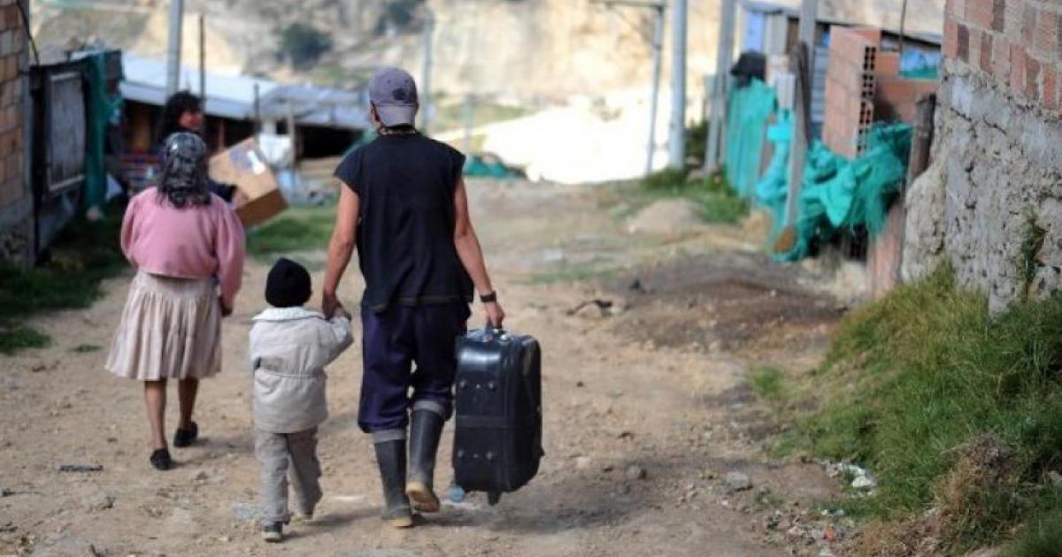 Noticias Medellín: Entregan mercados y ayudas a desplazados de Chocó Noticias Medellín: Entregan mercados y ayudas a desplazados de Chocó