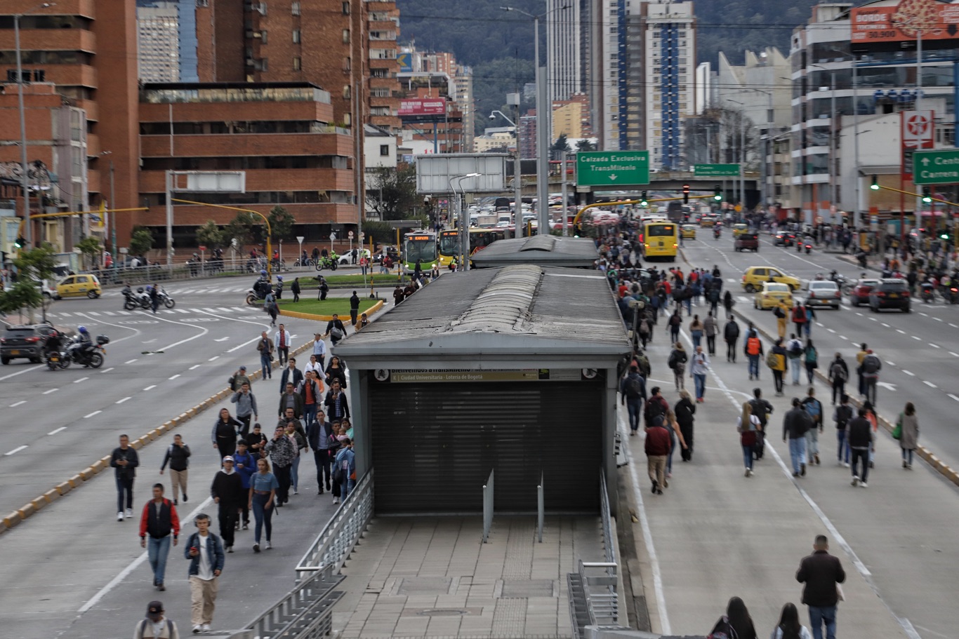 TransMilenio cierra portal y estaciones por bloqueos viales