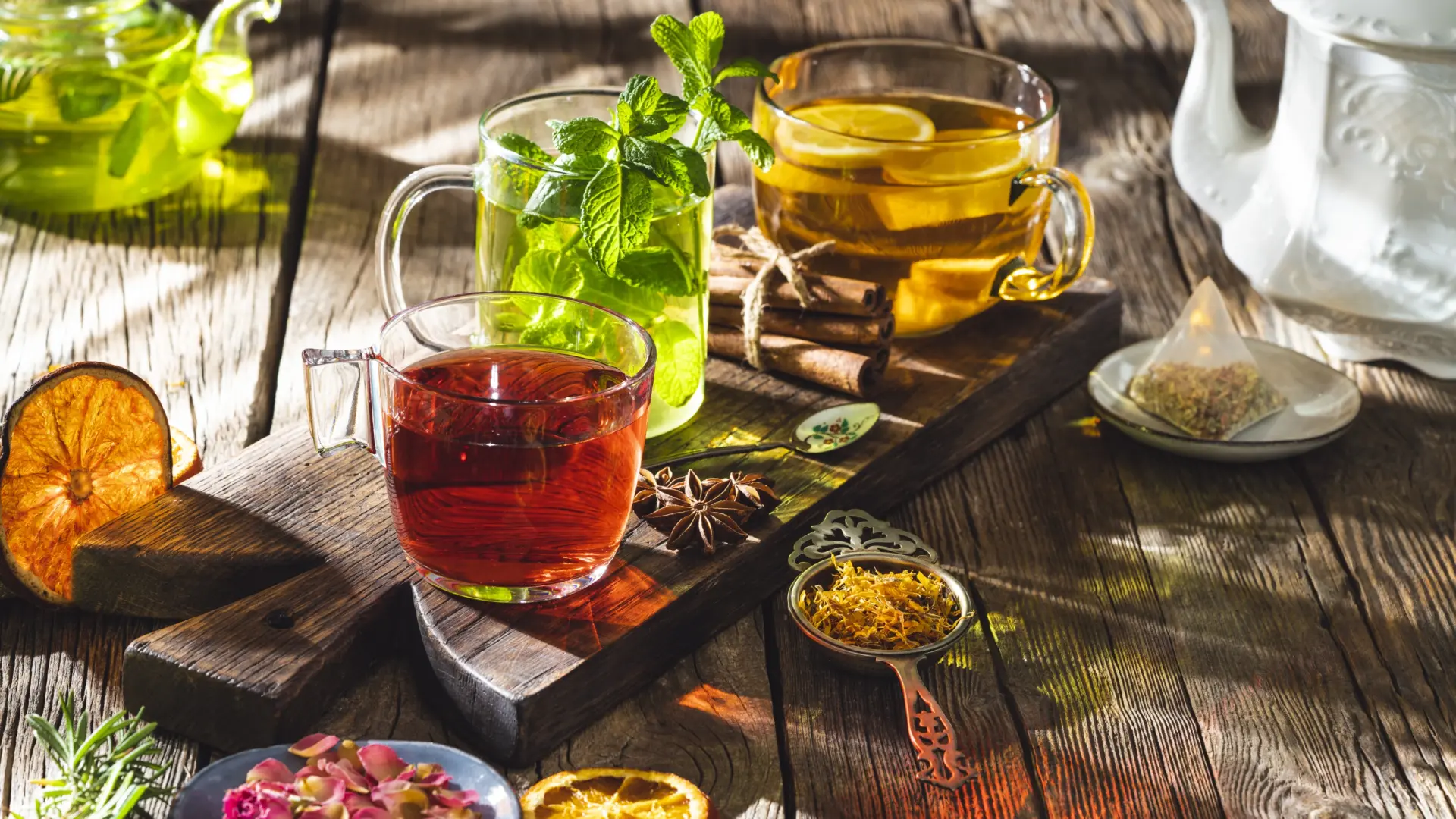 ¿Cuántas hierbas se pueden mezclar en una infusión y cuáles son los beneficios de hacerlo?