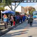 Bloqueos en la 30 tienen a usuarios de TransMilenio y conductores sufriendo