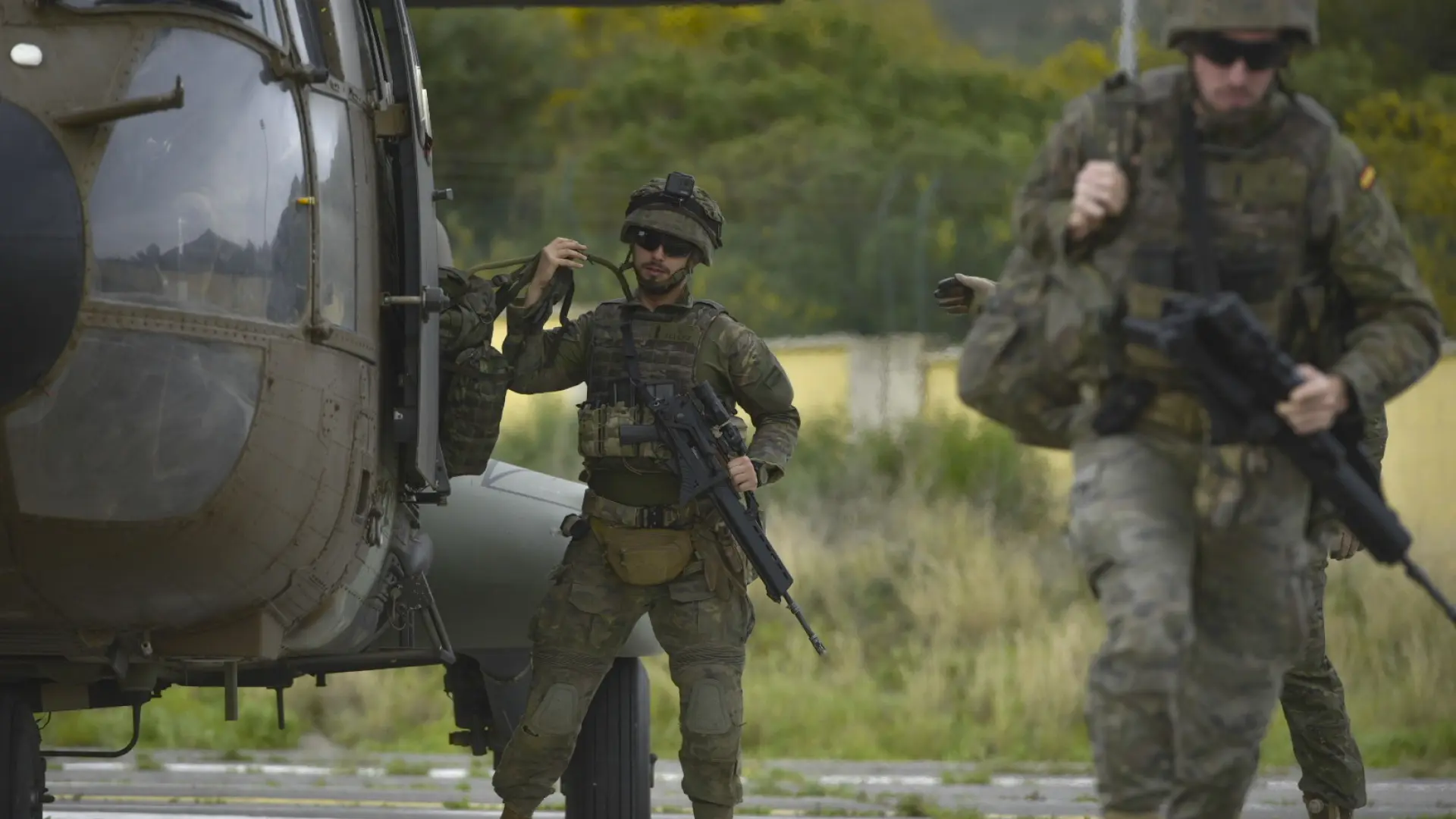 El Gobierno aprobará este martes la subida de 200 euros al mes para todos los militares