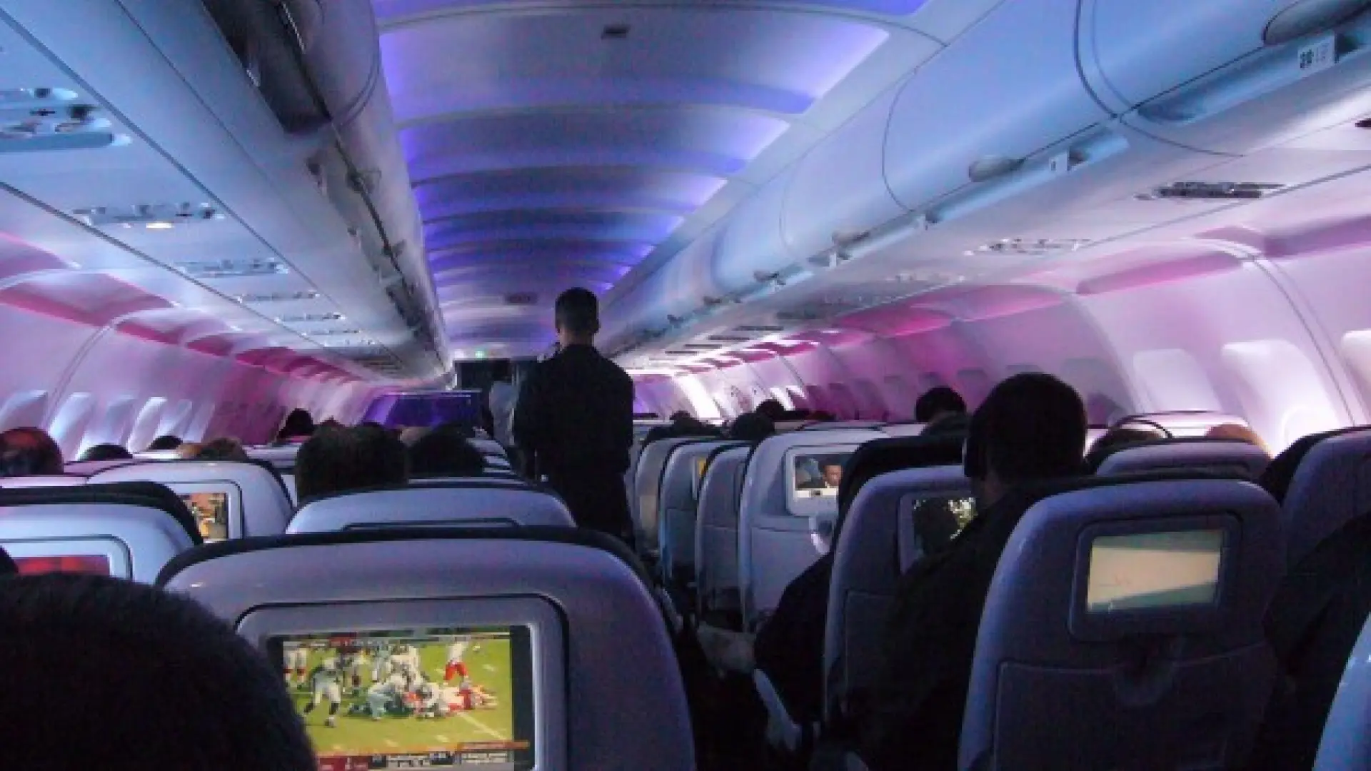 El motivo por el que no deberías aplaudir cuando un avión aterriza, según una azafata El motivo por el que no deberías aplaudir cuando un avión aterriza, según una azafata