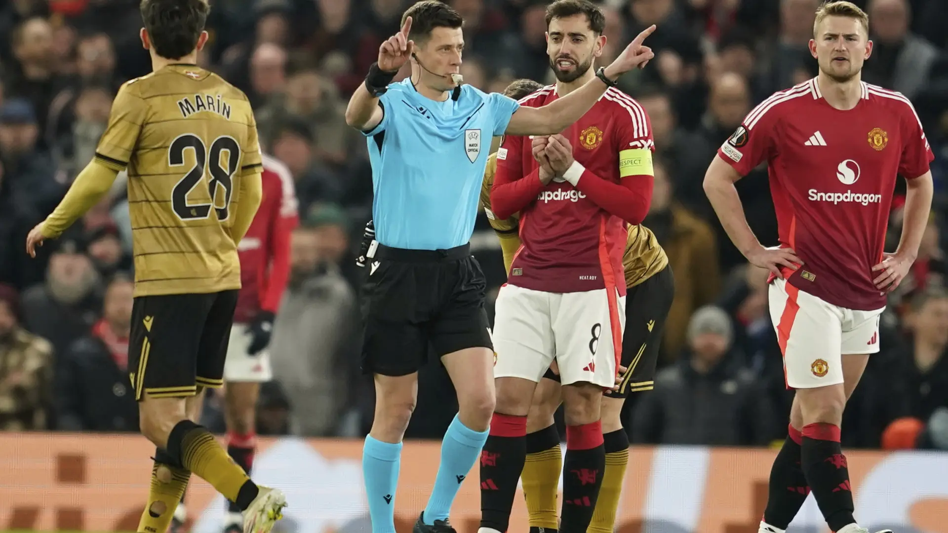La Real Sociedad se despide de Europa con polémica ante un Manchester United que hizo sangre en Old Trafford