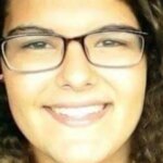 Llega a España Fátima Ofkir, la joven amnistiada tras pasar siete años en una prisión de Omán por tráfico de drogas