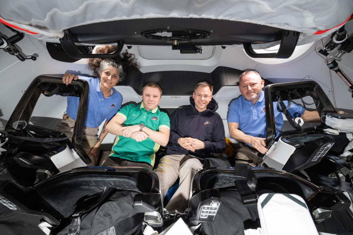Regresan a la tierra los dos astronautas ‘atrapados’ en el espacio