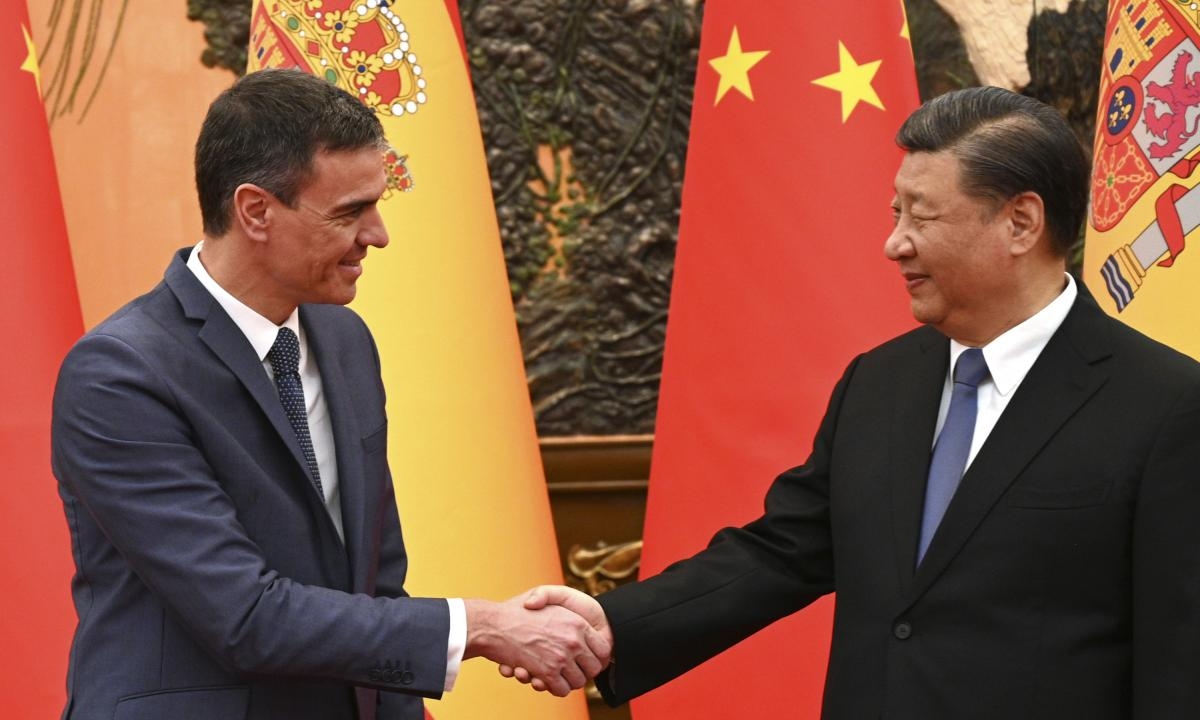 Sánchez viajará a China para reunirse con Xi Jinping en abril